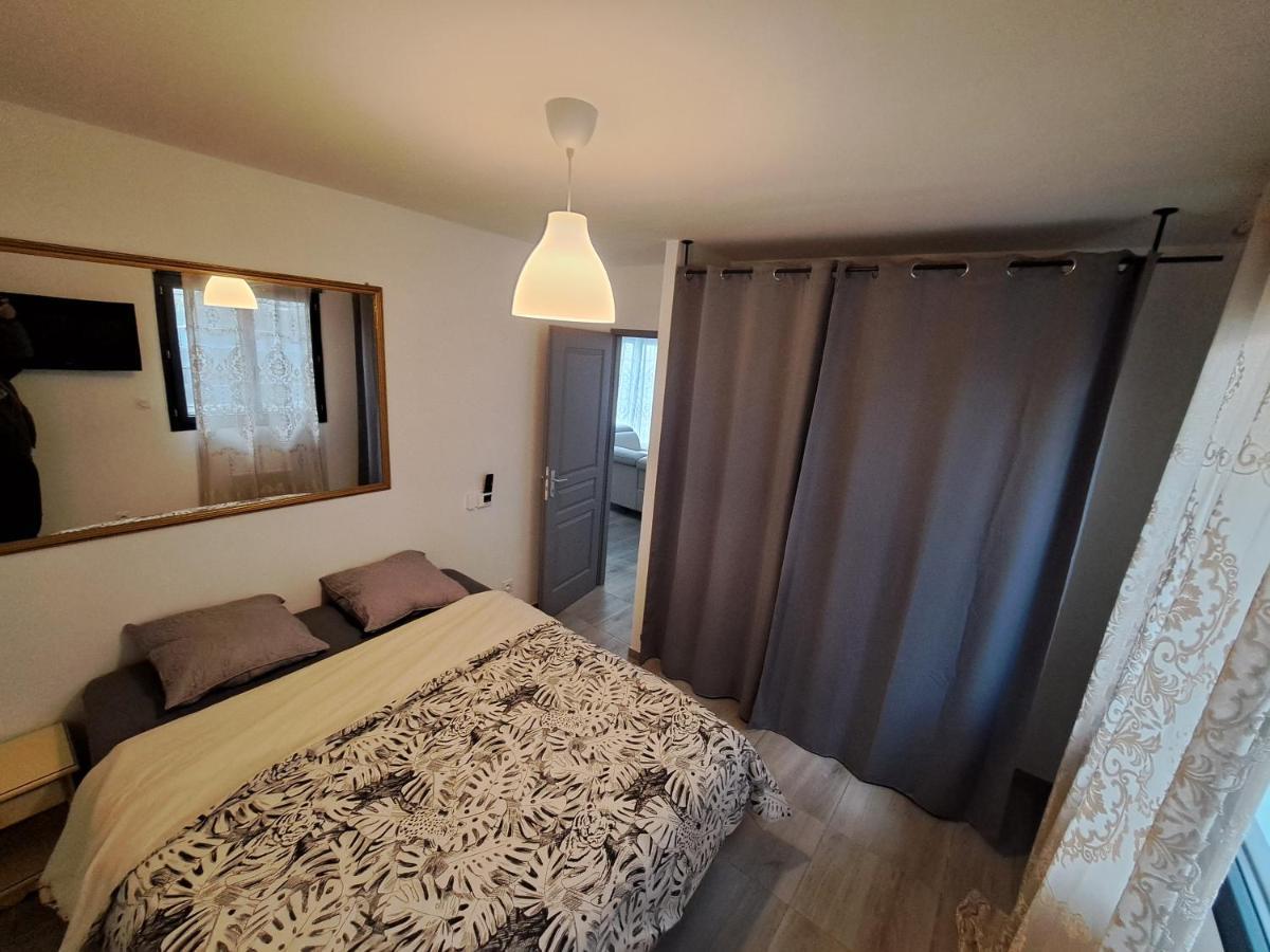 Charmante Maison Avec Piscine Bessan Εξωτερικό φωτογραφία