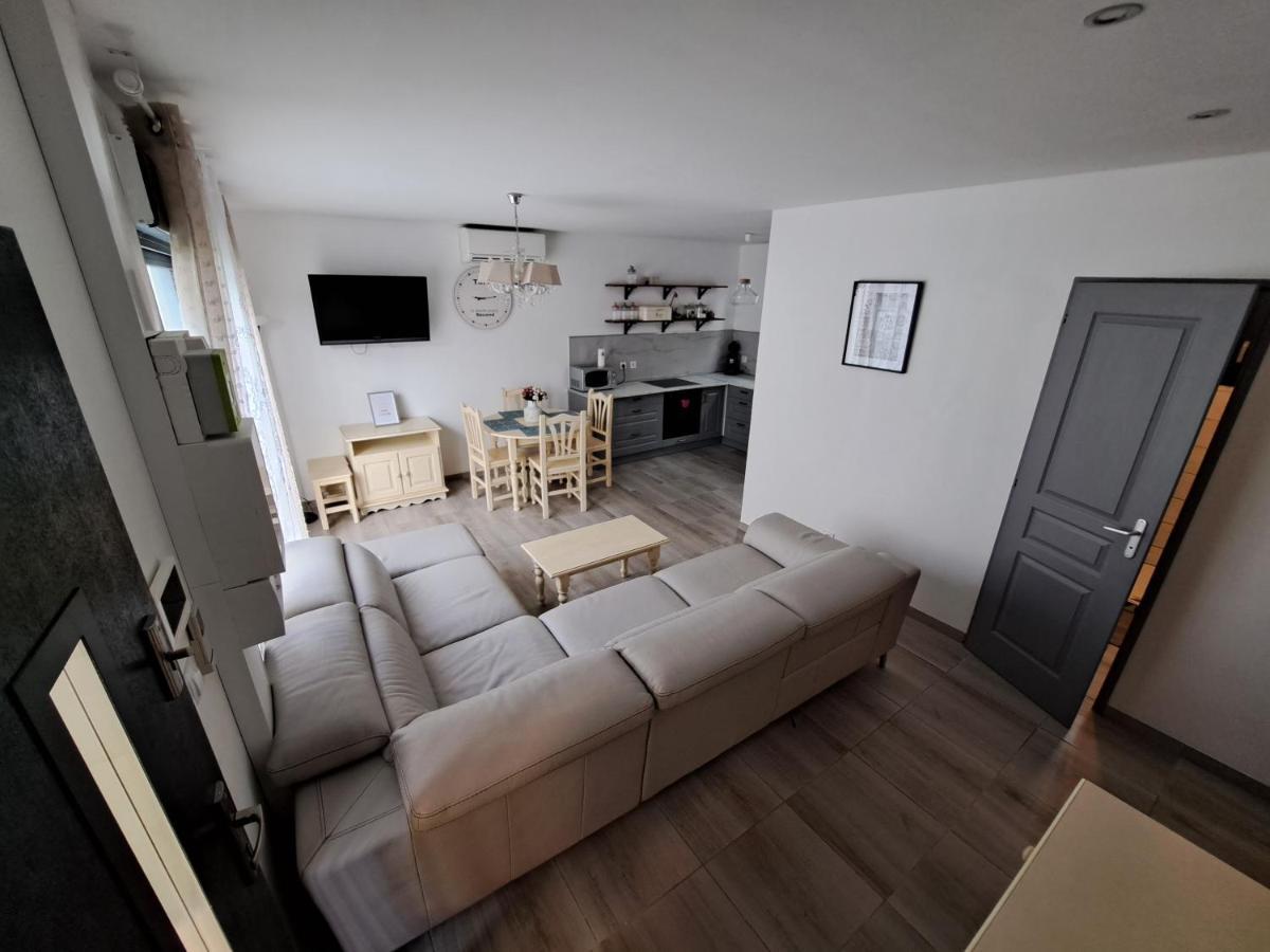 Charmante Maison Avec Piscine Bessan Εξωτερικό φωτογραφία